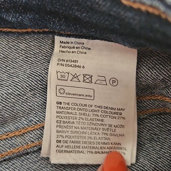 H&M Women's High-Rise Denim Jeans Dark Blue Washed Size 4 - Picture 7 of 16